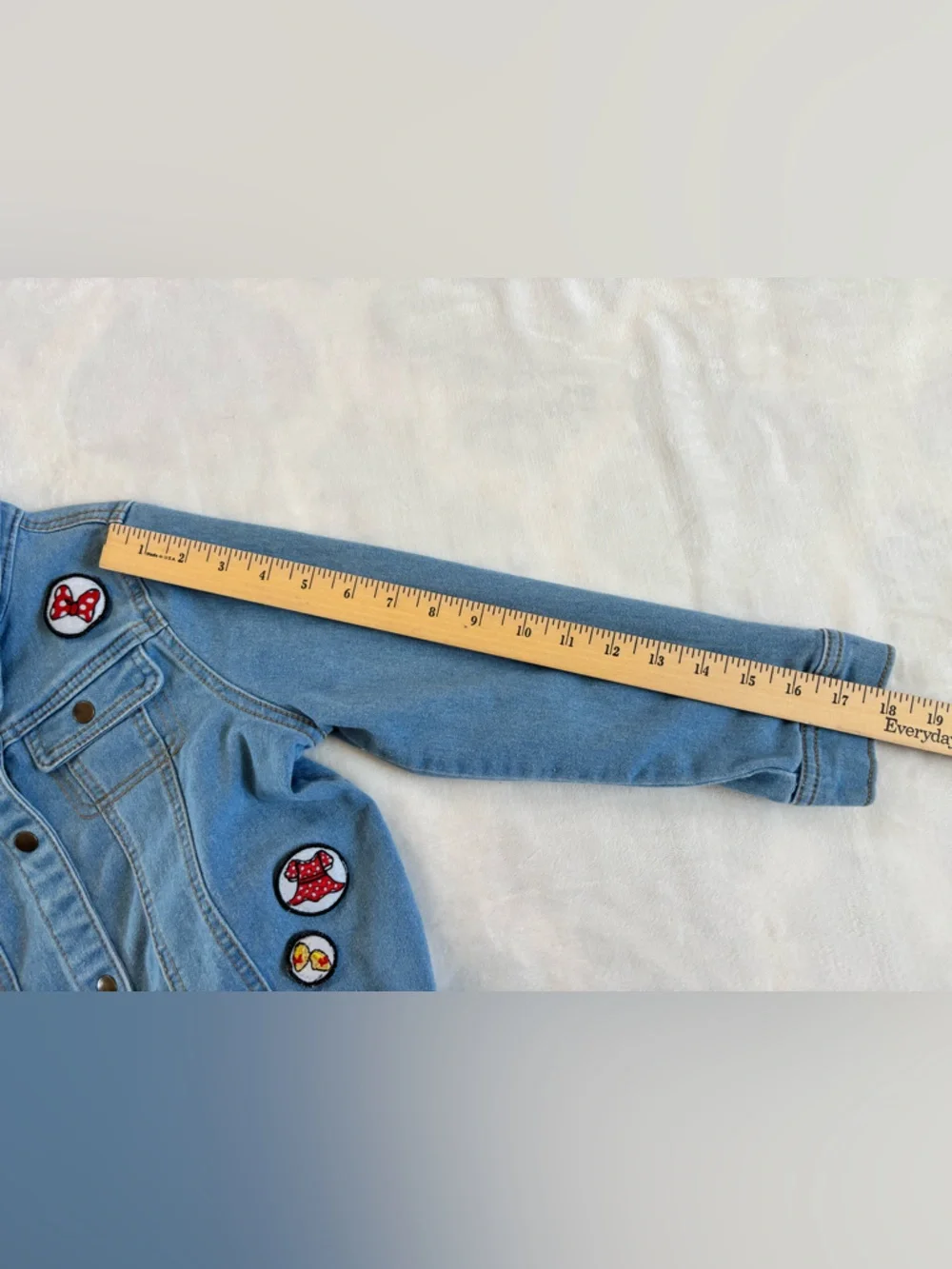 Disney Denim Jacket Girl’s Mickey & Minnie Mouse Patches Blue Jean Size 10